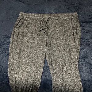 Woman’s Gray Jogger Pants